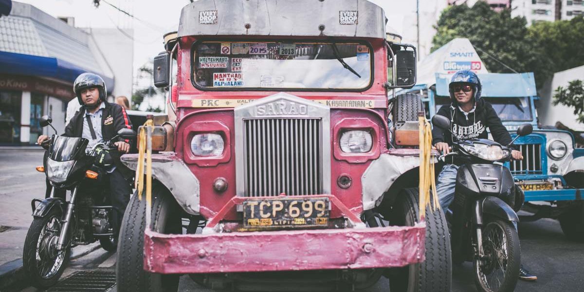 Jeepney en Manila,Filipinas/ Fran Vargas Photography,2015 Fotógrafo de viajes
